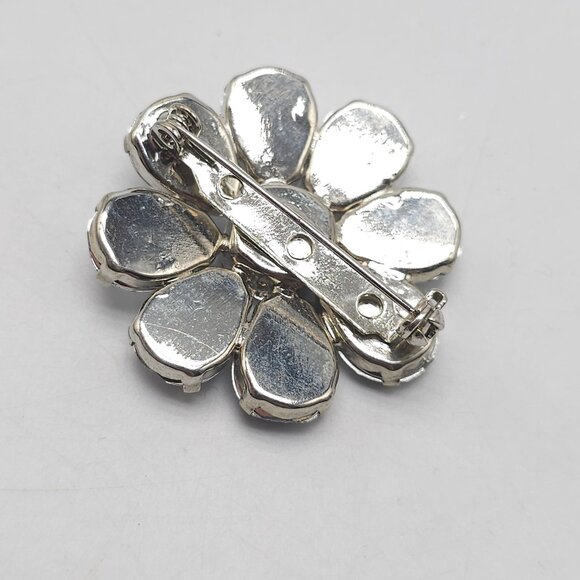 Vintage Crystal Flower Brooch Silver Rhinestone Cluster Pin - Picture 3 of 4